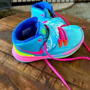 Kyrie 6 pool size 13C basketball shoes